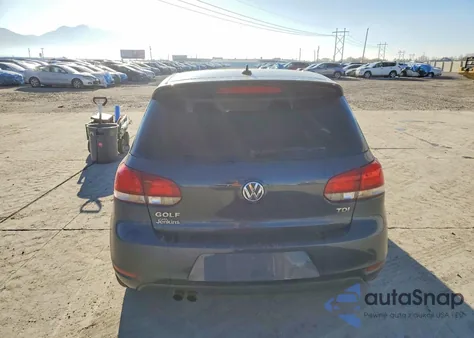 2013 Volkswagen Golf z USA, uszkodzony, nr VIN WVWDM7AJ6DW127070